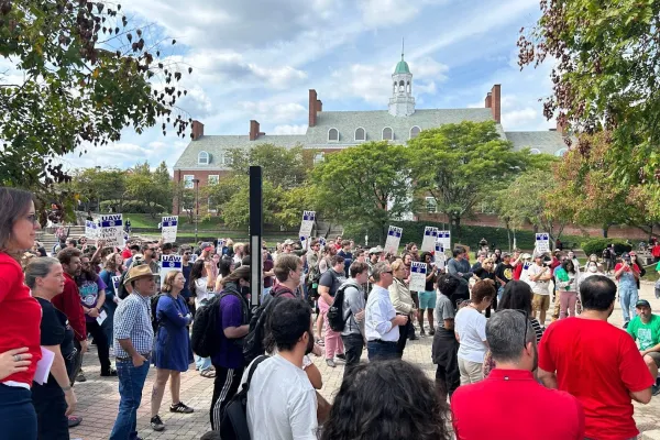 Members of AAUP, AFSCME 1072, and UAW hold union rally. 